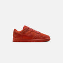 Dunk Low SE Womens Lifestyle Shoe - Picante Red