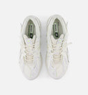 1906A Mens Lifestyle Shoe - White Silver Metallic